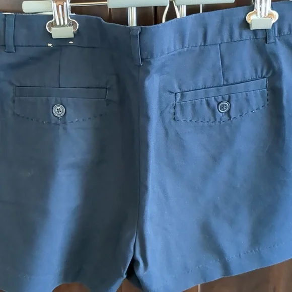 Shorts - Picture 4 of 4